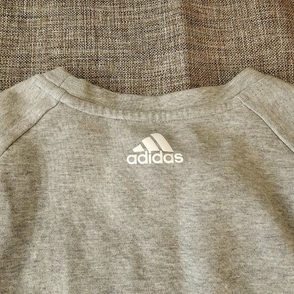 Adidas sweatshirt - Picture 6 of 7